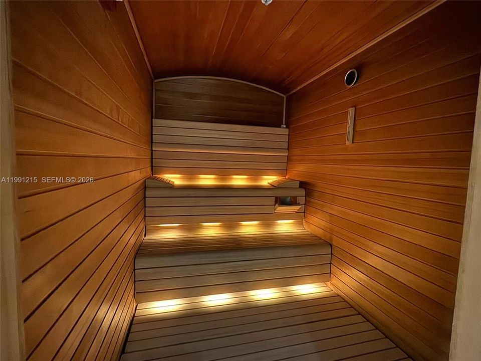 En Venta: $5,000,000 (1 camas, 2 baños, 1307 Pies cuadrados)