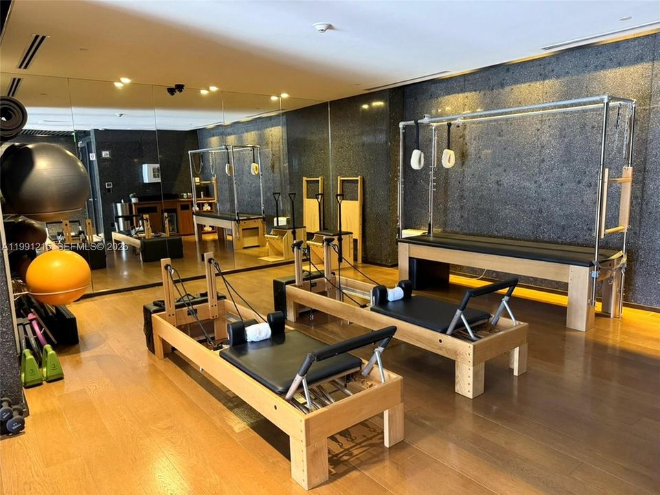 En Venta: $5,000,000 (1 camas, 2 baños, 1307 Pies cuadrados)