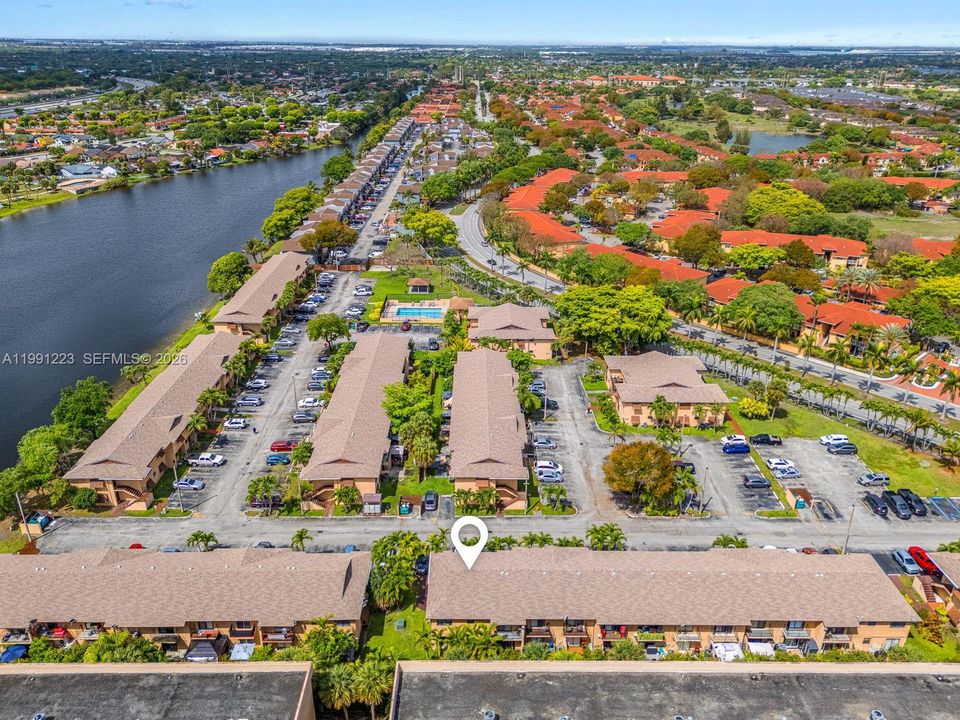 En Venta: $359,000 (3 camas, 2 baños, 1141 Pies cuadrados)