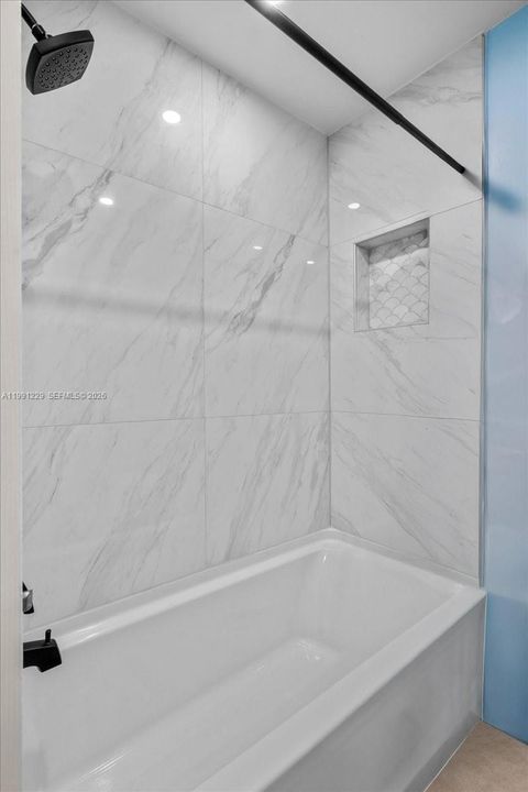 Guest shower