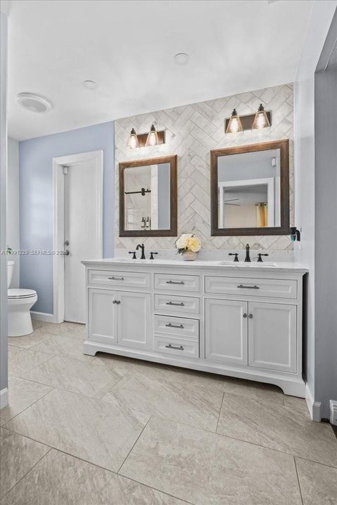 Gorgeous updated main bath