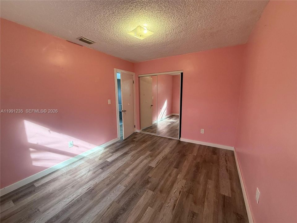 For Sale: $599,900 (0 beds, 0 baths, 1975 Square Feet)