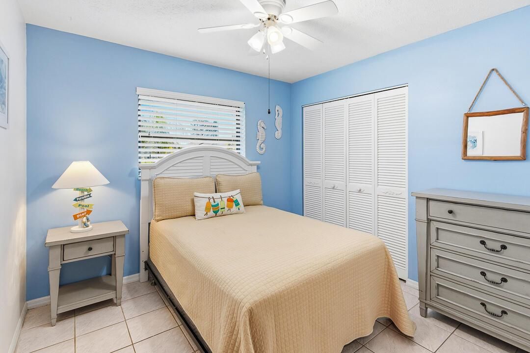 343 SE Verada Avenue-20