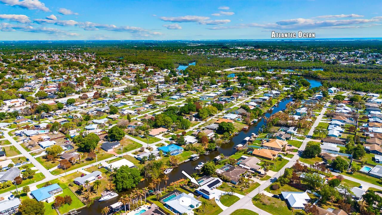 343 SE Verada Avenue-2