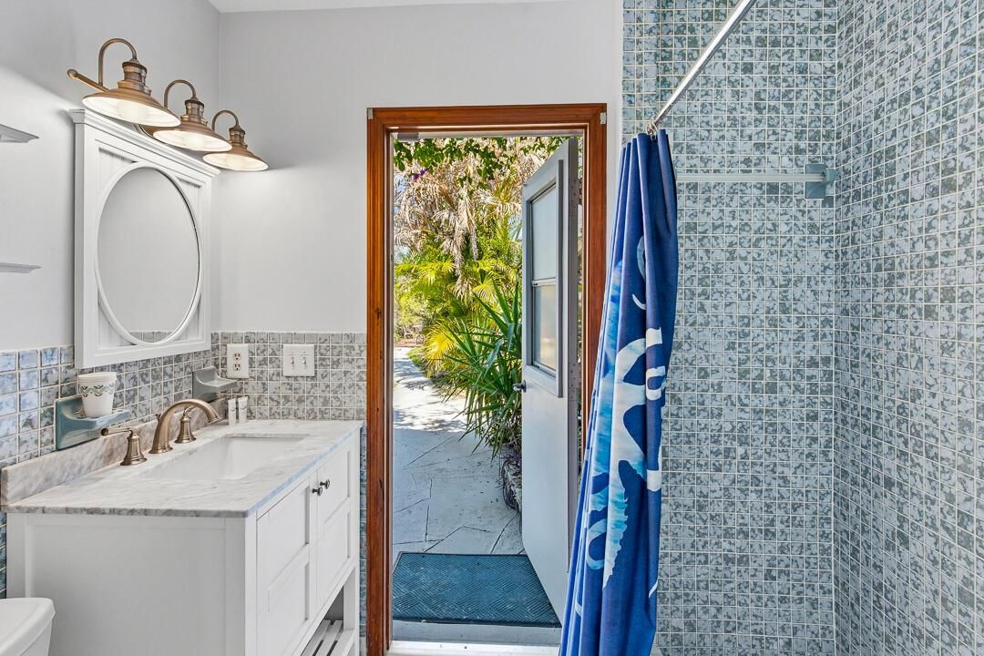 343 SE Verada Avenue-31
