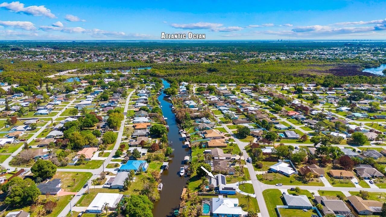 343 SE Verada Avenue-3