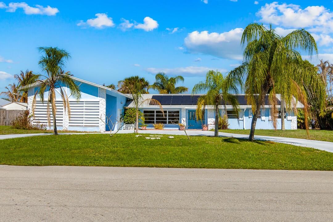 343 SE Verada Avenue-7