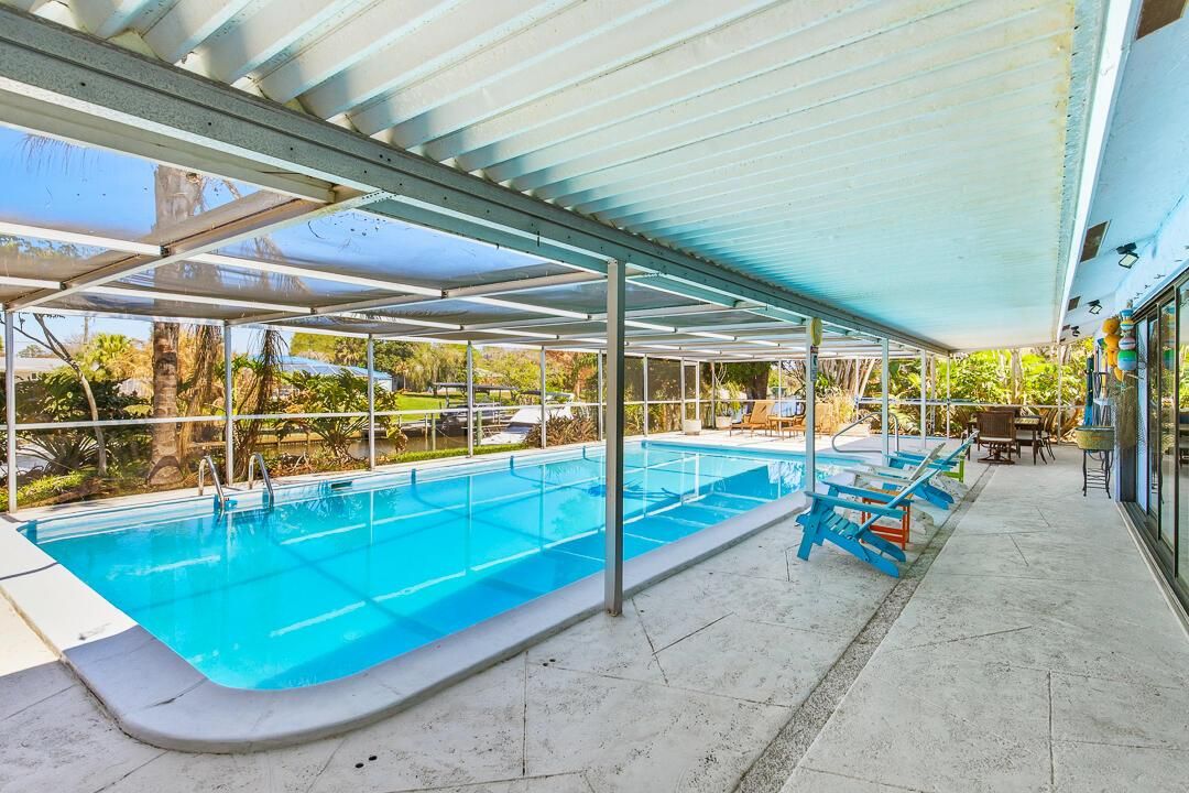 343 SE Verada Avenue-37