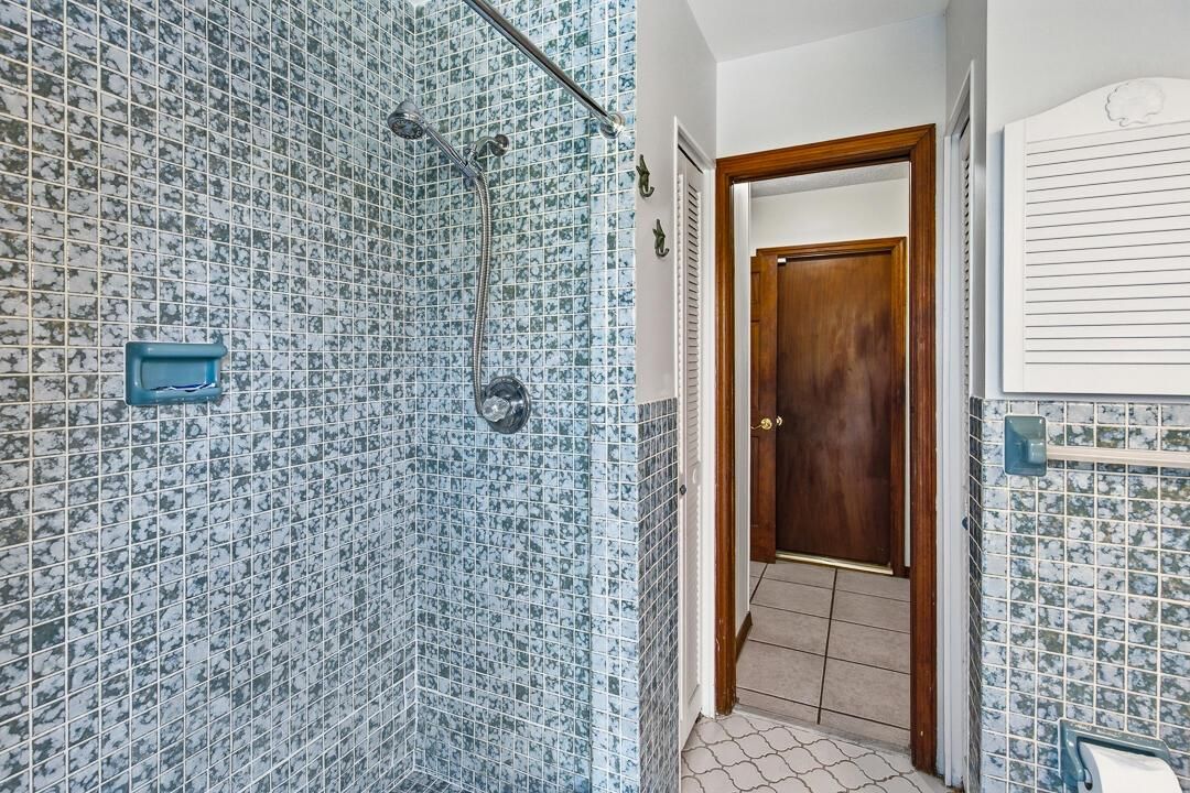 343 SE Verada Avenue-32