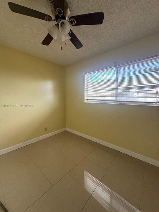 Activo con contrato: $185,000 (2 camas, 2 baños, 832 Pies cuadrados)