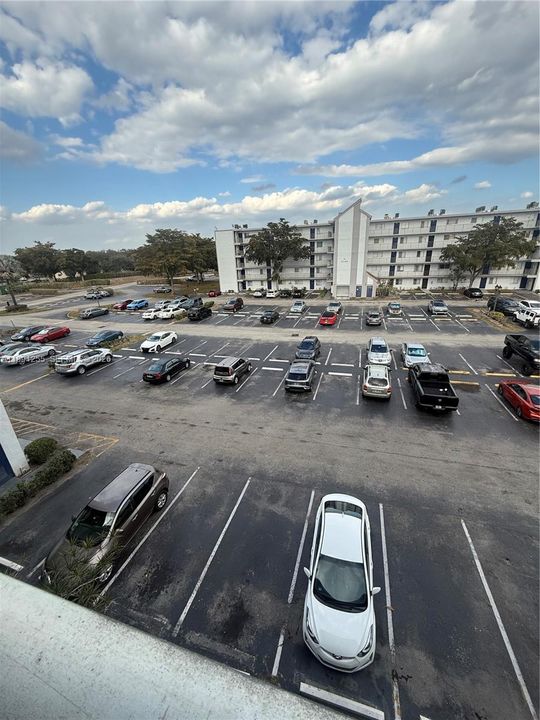 Activo con contrato: $185,000 (2 camas, 2 baños, 832 Pies cuadrados)