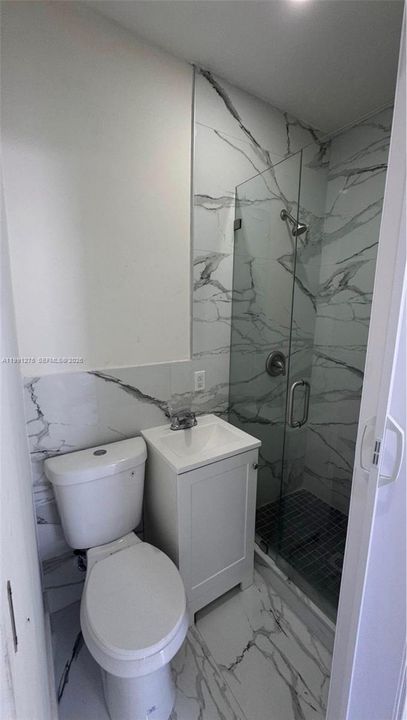 En Renta: $1,200 (1 camas, 1 baños, 1207 Pies cuadrados)