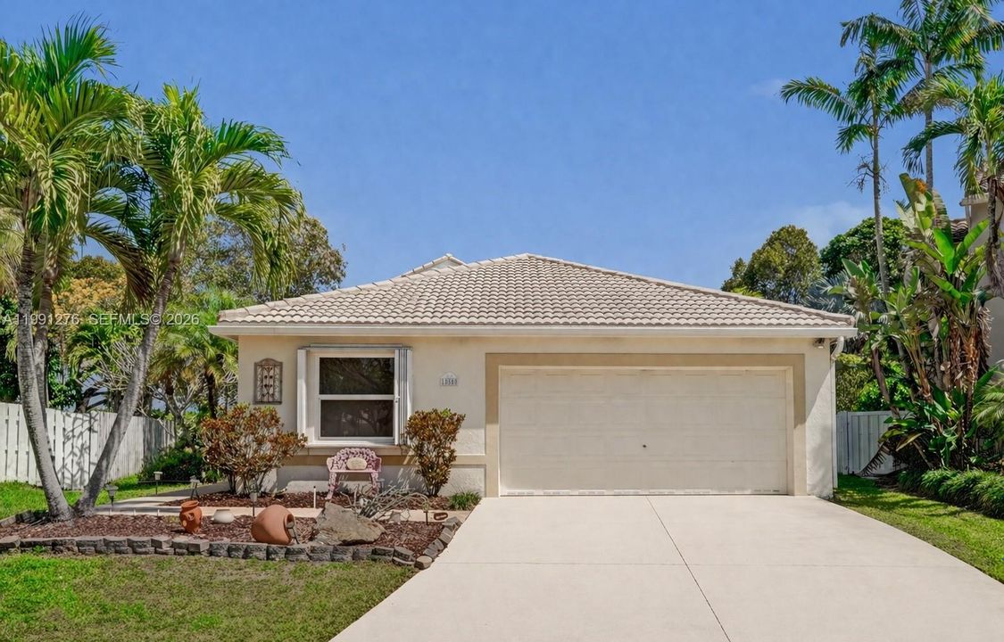 Active With Contract: $675,000 (3 beds, 2 baths, 1505 Square Feet)
