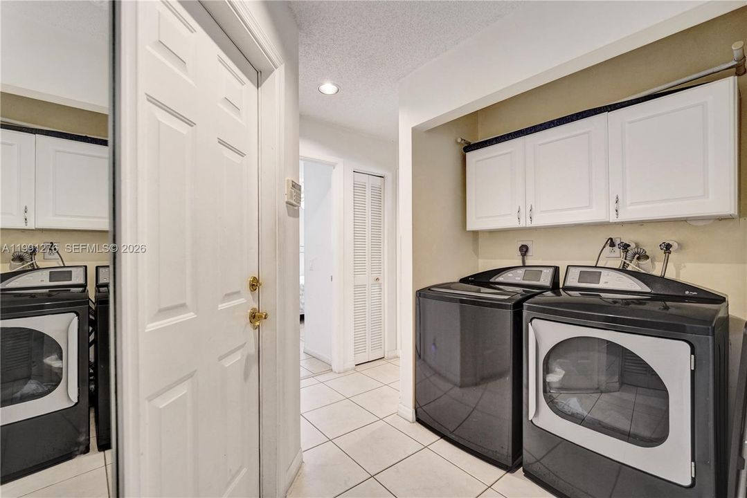 Active With Contract: $675,000 (3 beds, 2 baths, 1505 Square Feet)