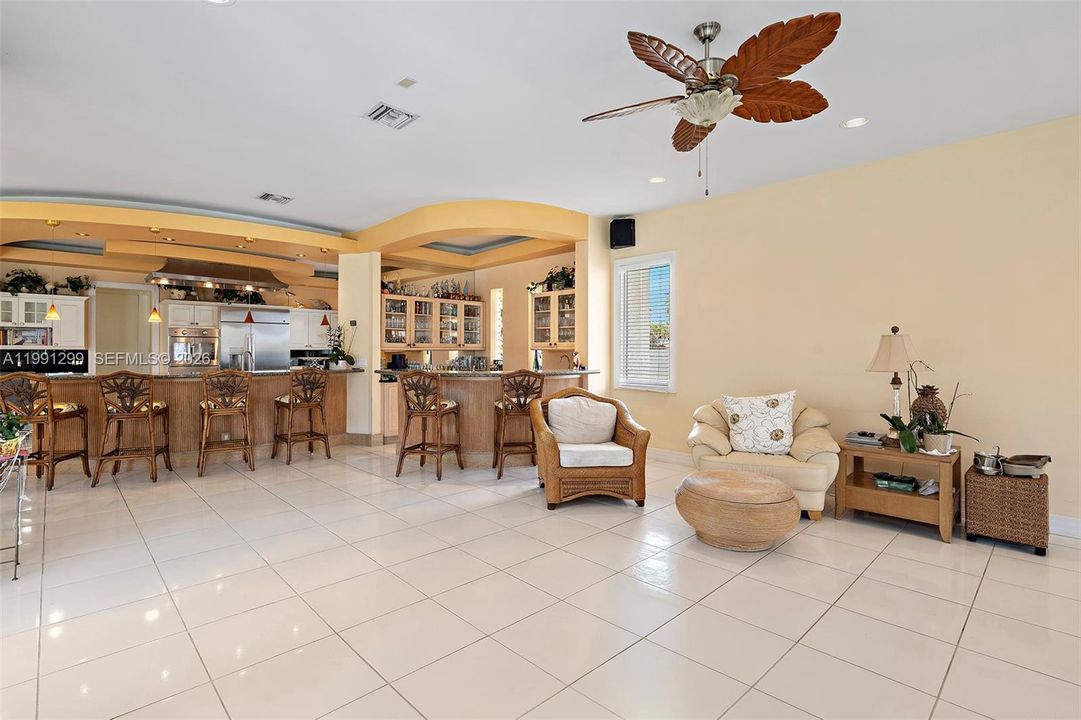 En Venta: $6,450,000 (6 camas, 5 baños, 5586 Pies cuadrados)