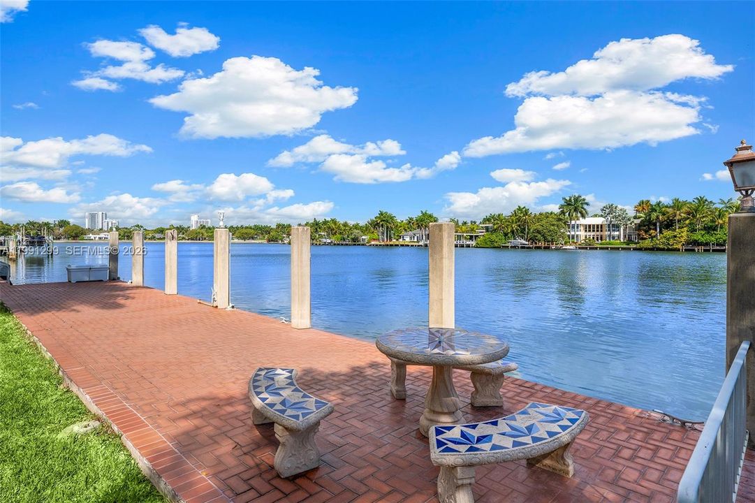 En Venta: $6,450,000 (6 camas, 5 baños, 5586 Pies cuadrados)