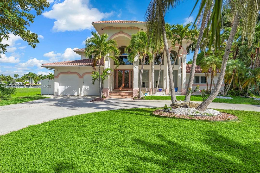 En Venta: $6,450,000 (6 camas, 5 baños, 5586 Pies cuadrados)