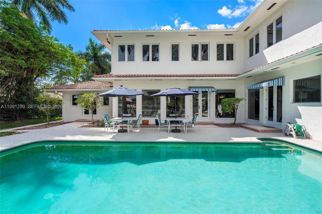 En Venta: $6,450,000 (6 camas, 5 baños, 5586 Pies cuadrados)