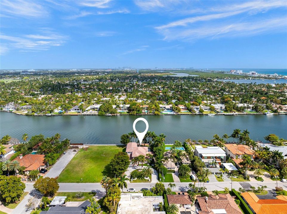 En Venta: $6,450,000 (6 camas, 5 baños, 5586 Pies cuadrados)