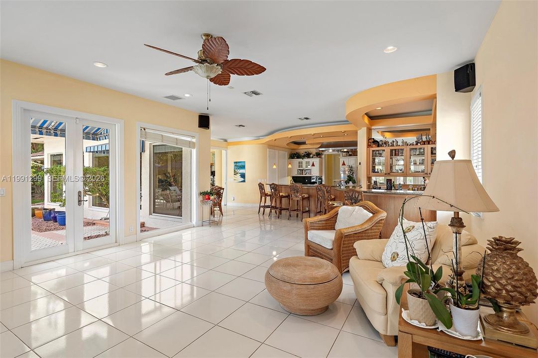 En Venta: $6,450,000 (6 camas, 5 baños, 5586 Pies cuadrados)