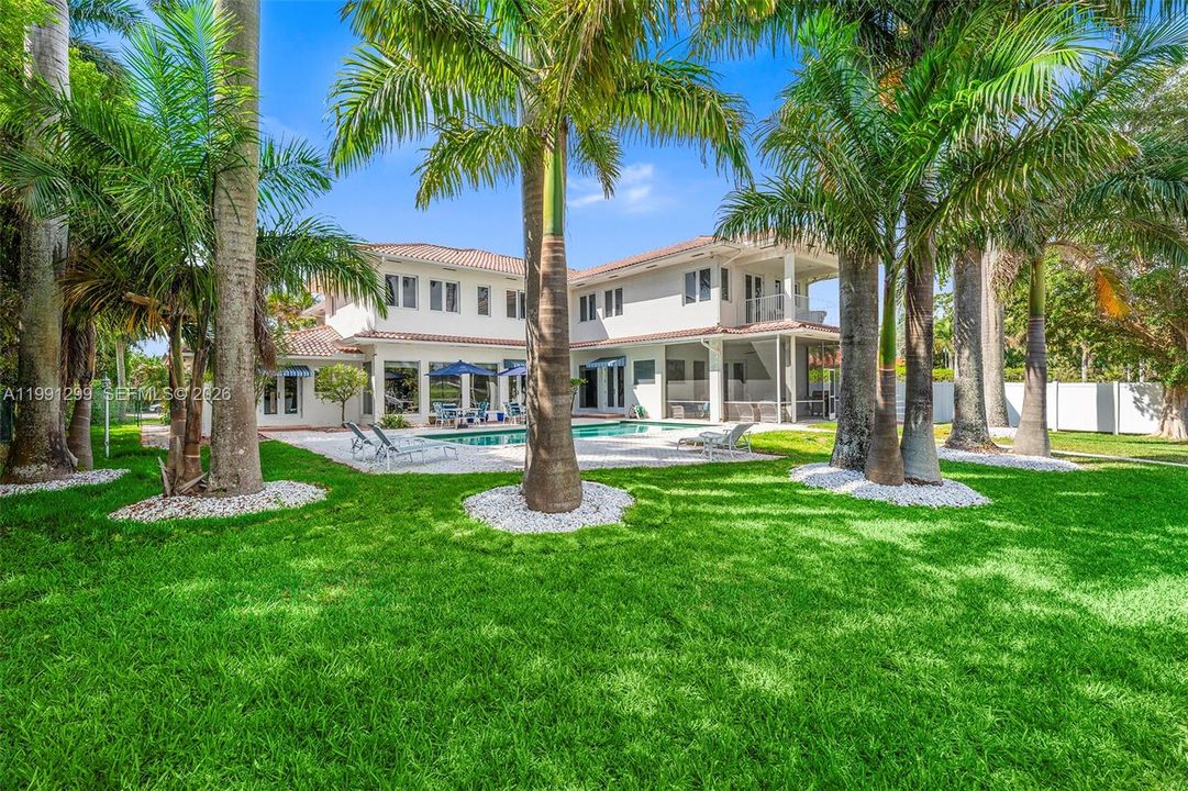 En Venta: $6,450,000 (6 camas, 5 baños, 5586 Pies cuadrados)