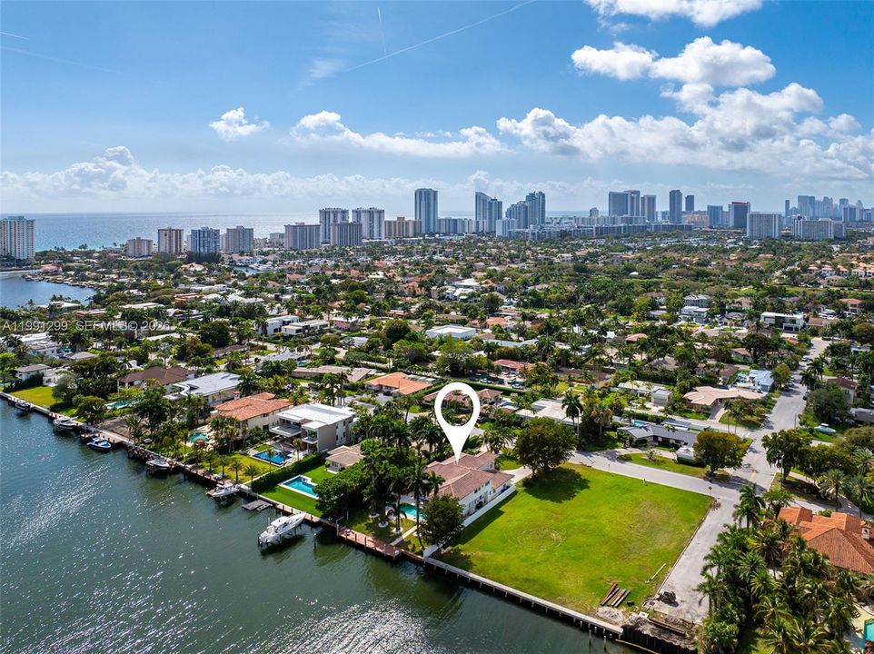 En Venta: $6,450,000 (6 camas, 5 baños, 5586 Pies cuadrados)
