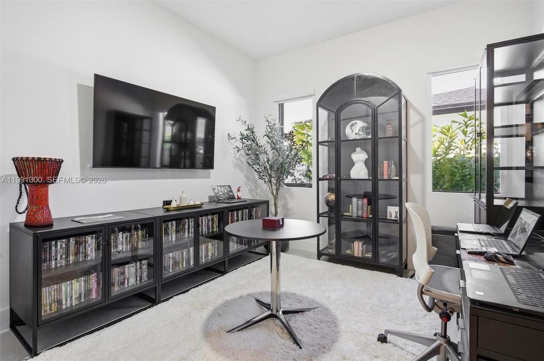 For Sale: $1,200,000 (3 beds, 2 baths, 0 Square Feet)
