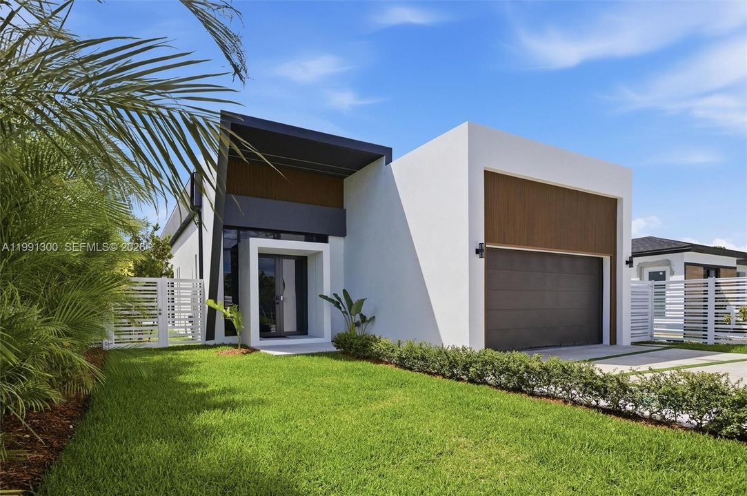 For Sale: $1,200,000 (3 beds, 2 baths, 0 Square Feet)
