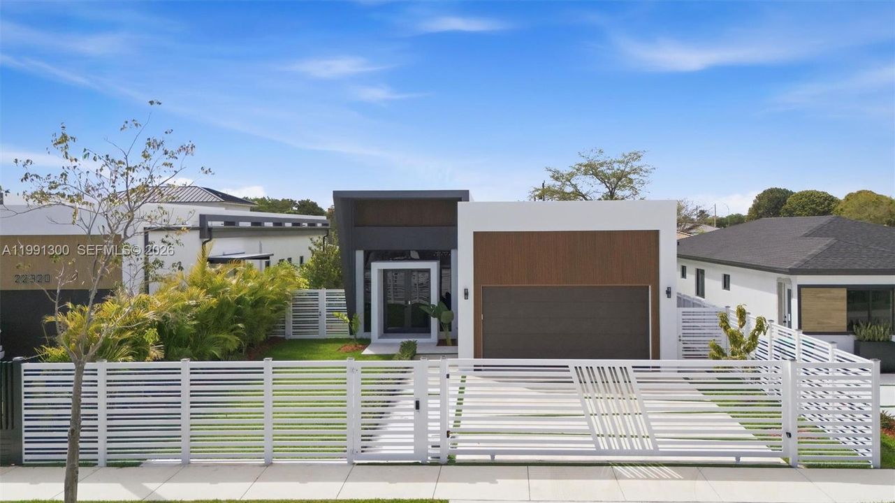 For Sale: $1,200,000 (3 beds, 2 baths, 0 Square Feet)