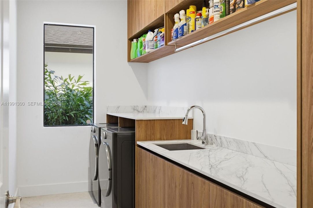 For Sale: $1,200,000 (3 beds, 2 baths, 0 Square Feet)