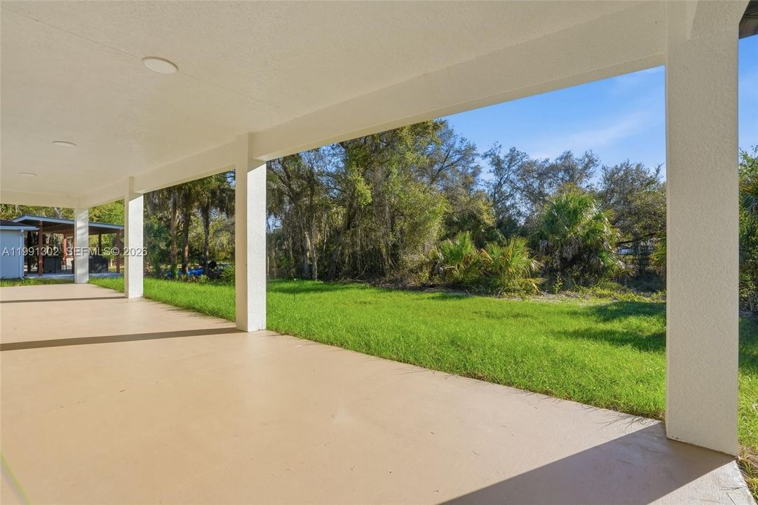 Vendido Recientemente: $330,000 (3 camas, 2 baños, 0 Pies cuadrados)