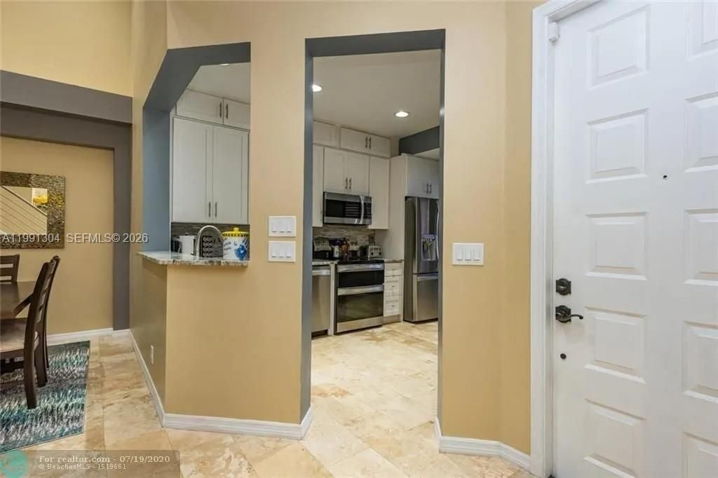 For Sale: $519,900 (3 beds, 2 baths, 1606 Square Feet)