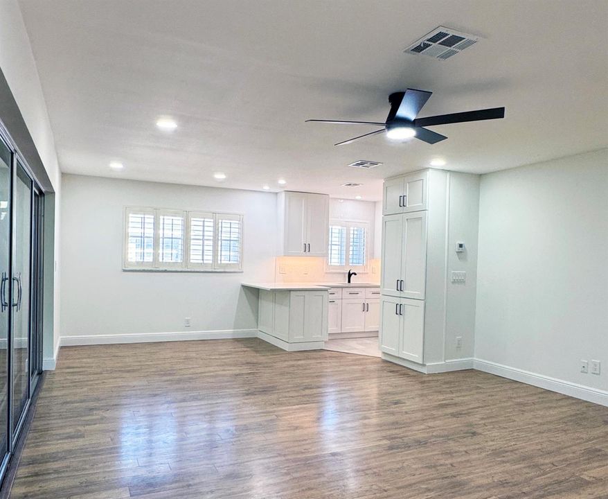 Kitchen-lv2
