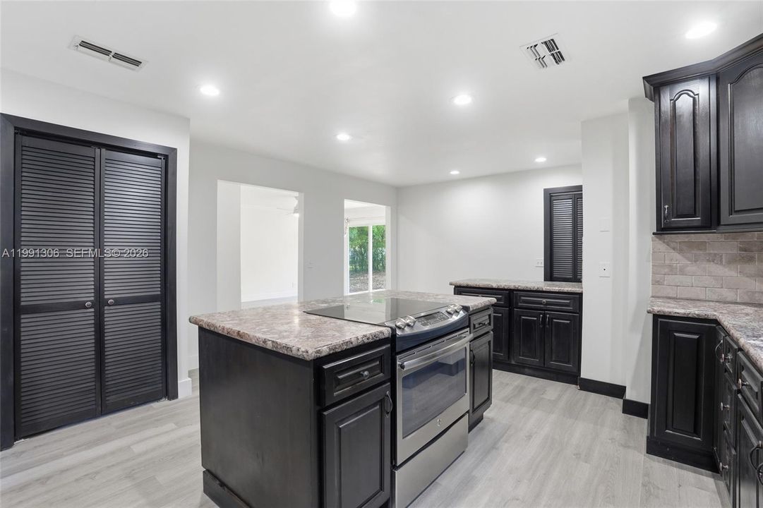 Recently Sold: $339,900 (3 beds, 2 baths, 0 Square Feet)