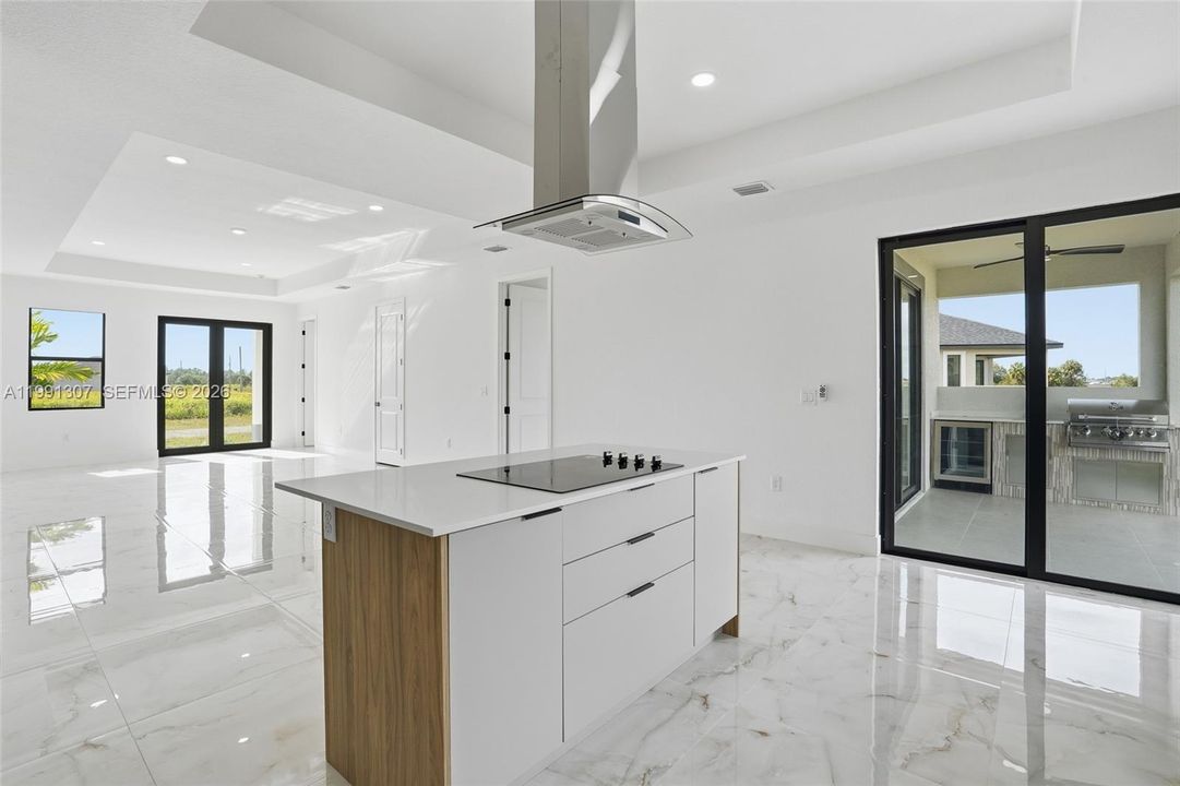 На продажу: $349,000 (3 спален, 2 ванн, 0 Квадратных фут)