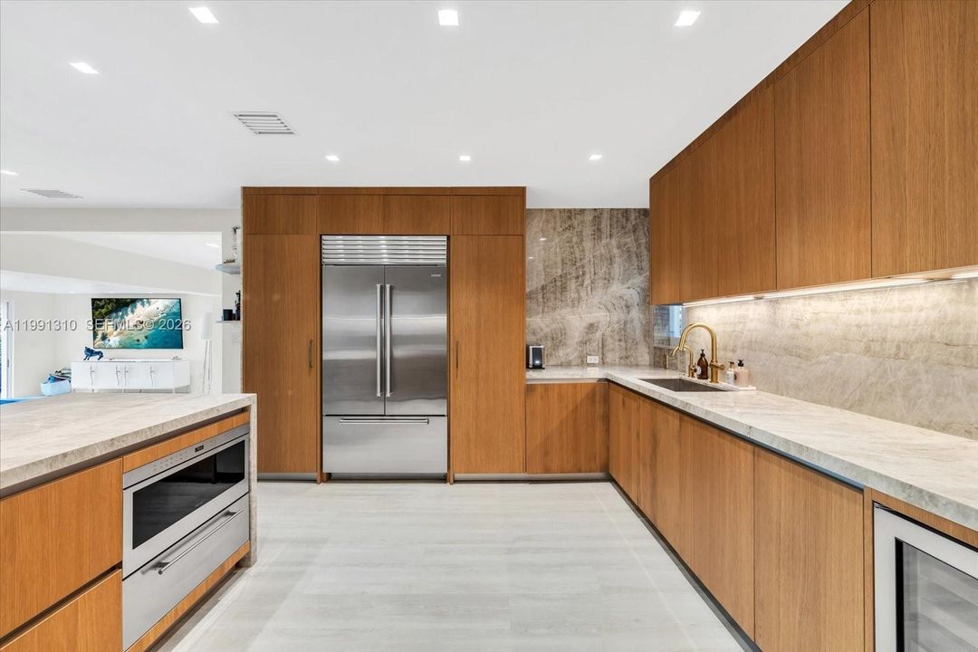 En Venta: $7,950,000 (3 camas, 3 baños, 2492 Pies cuadrados)