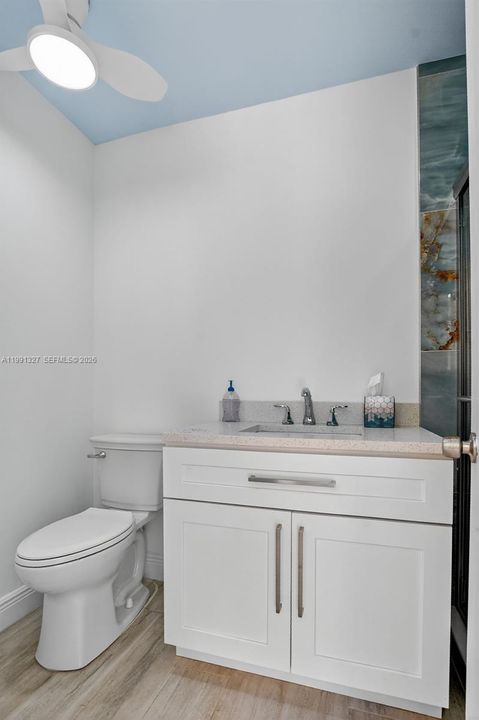 For Rent: $5,200 (3 beds, 2 baths, 1870 Square Feet)