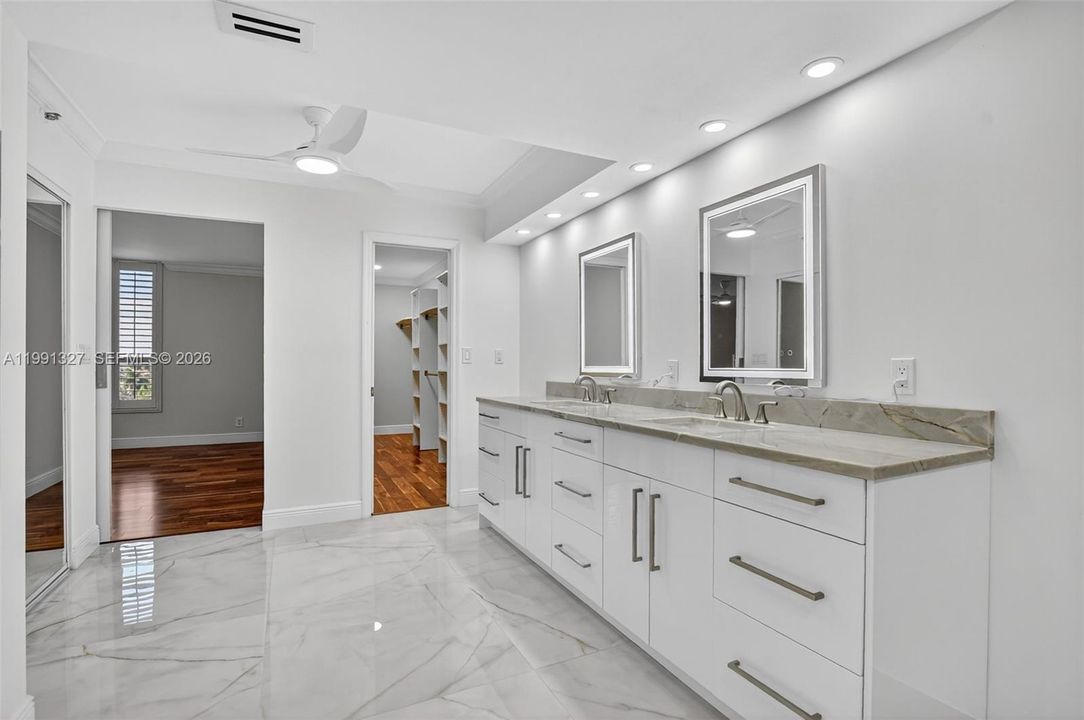 For Rent: $5,200 (3 beds, 2 baths, 1870 Square Feet)