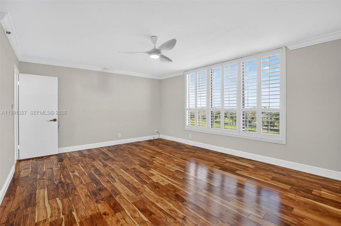 For Rent: $5,200 (3 beds, 2 baths, 1870 Square Feet)
