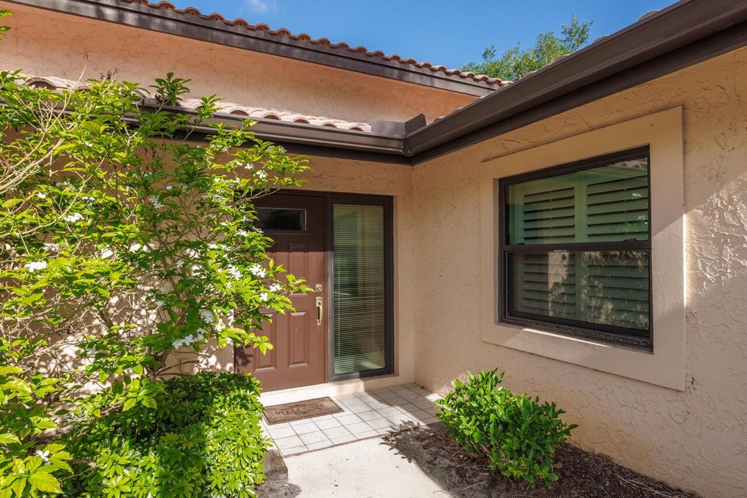 Exterior Front Entry