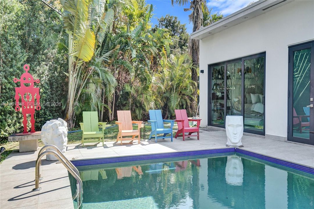 En Venta: $3,295,000 (5 camas, 5 baños, 3873 Pies cuadrados)