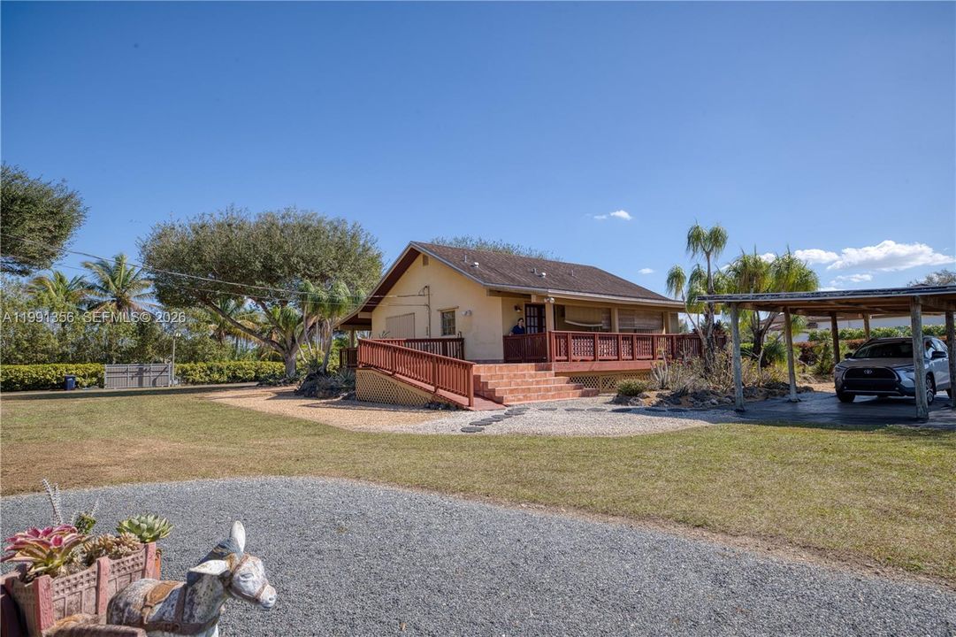 Vendido Recientemente: $790,000 (2 camas, 1 baños, 928 Pies cuadrados)