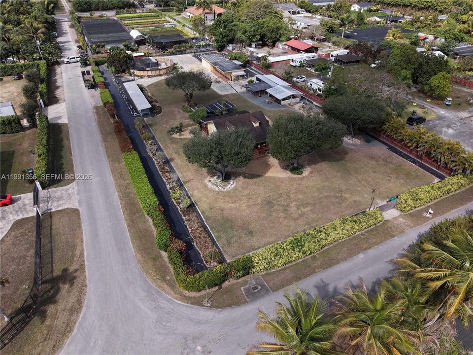 Vendido Recientemente: $790,000 (2 camas, 1 baños, 928 Pies cuadrados)