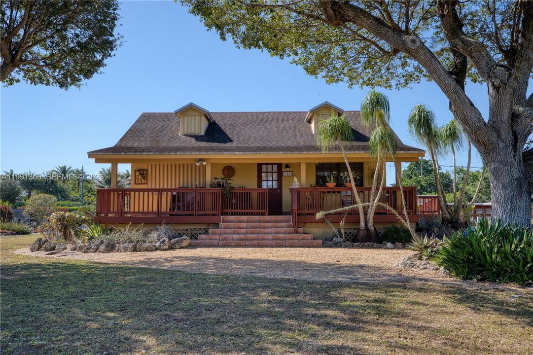 Vendido Recientemente: $790,000 (2 camas, 1 baños, 928 Pies cuadrados)