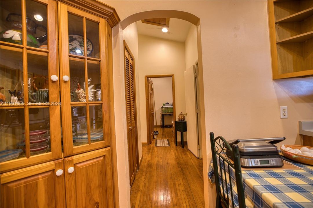 Vendido Recientemente: $790,000 (2 camas, 1 baños, 928 Pies cuadrados)