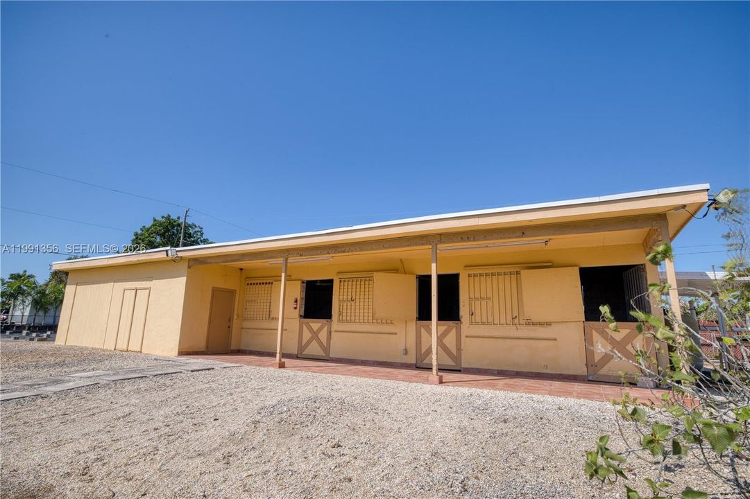 Vendido Recientemente: $790,000 (2 camas, 1 baños, 928 Pies cuadrados)