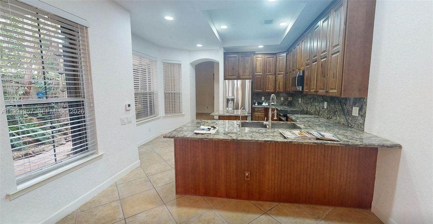 En Venta: $1,550,000 (3 camas, 2 baños, 2859 Pies cuadrados)