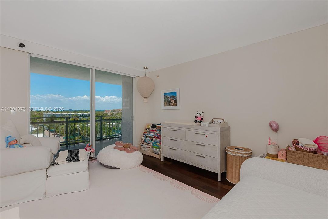 For Sale: $1,599,000 (2 beds, 2 baths, 1670 Square Feet)