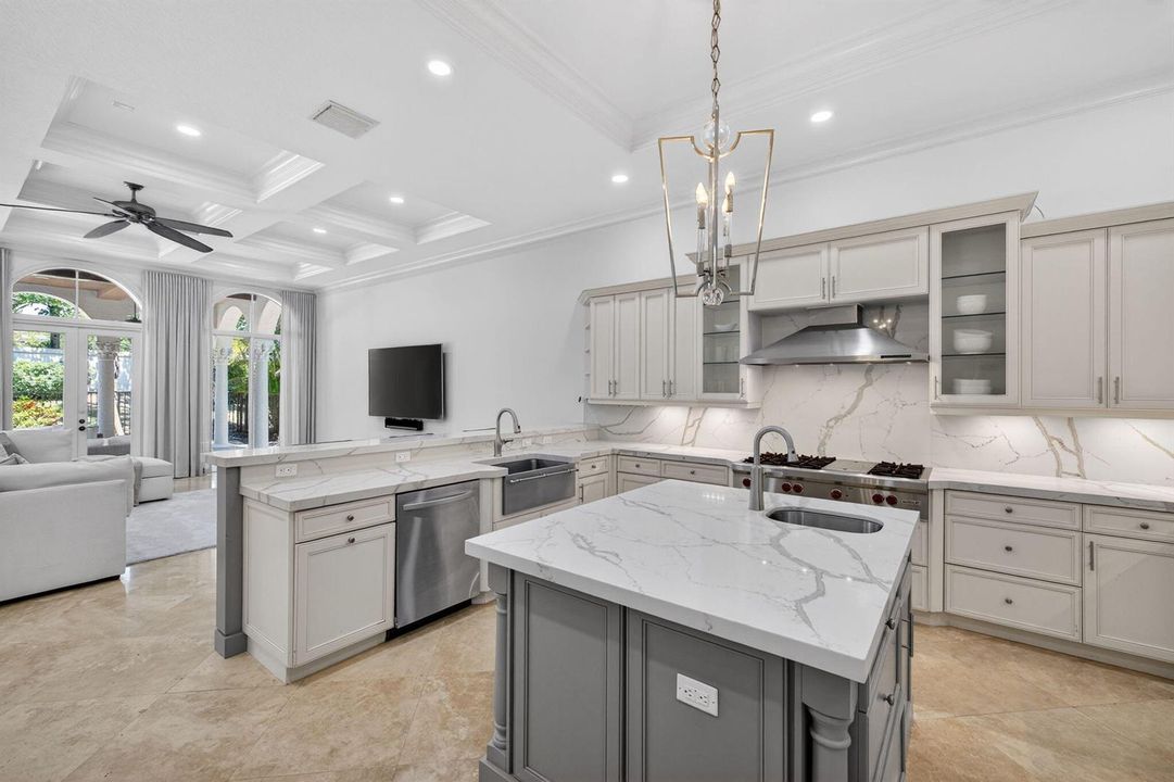 37-web-or-mls-699A1722