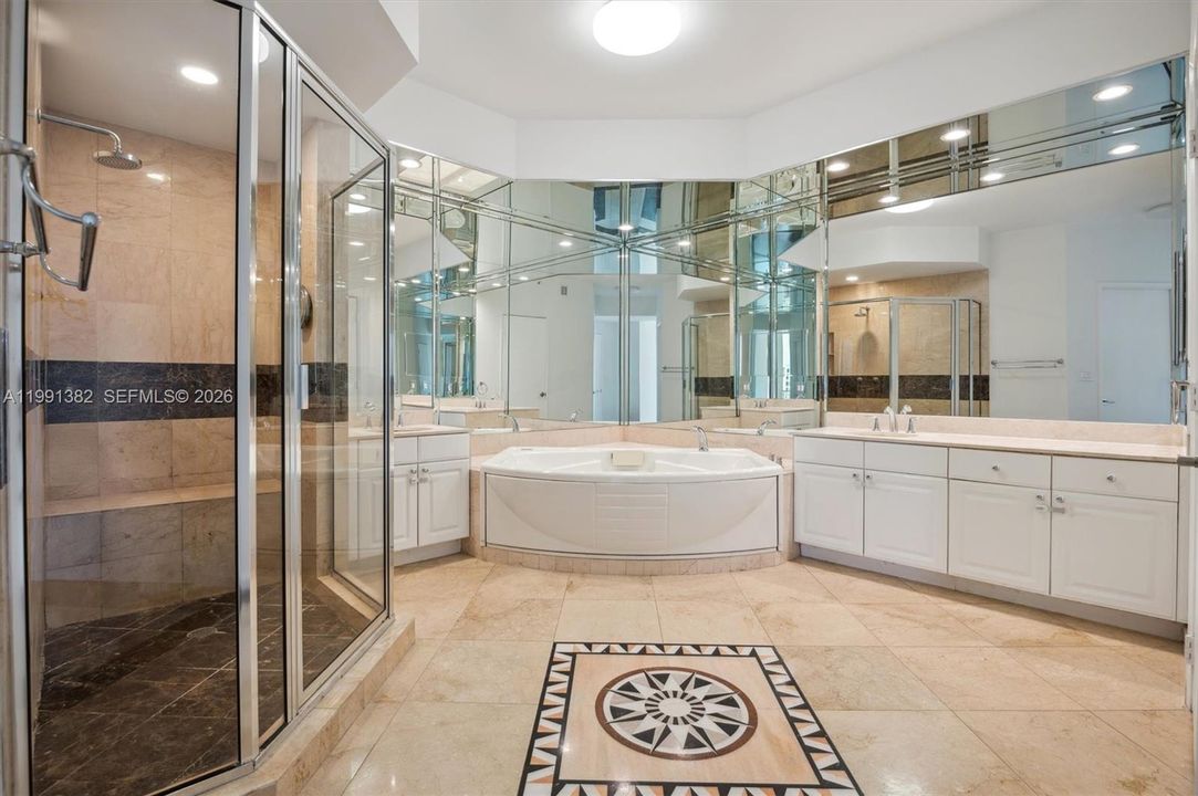 En Renta: $12,100 (2 camas, 2 baños, 2060 Pies cuadrados)